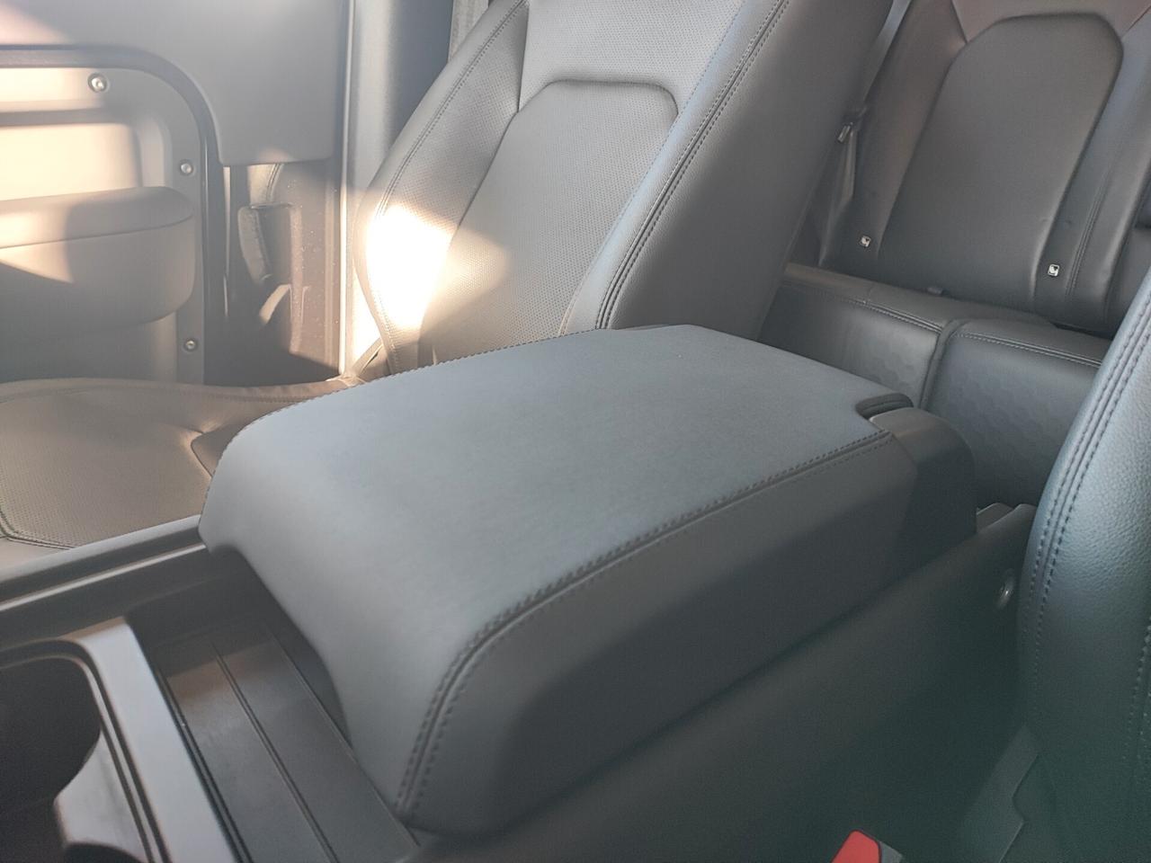 Land Rover Defender 90 3.0D I6 200 CV AWD Auto X-Dynamic SE