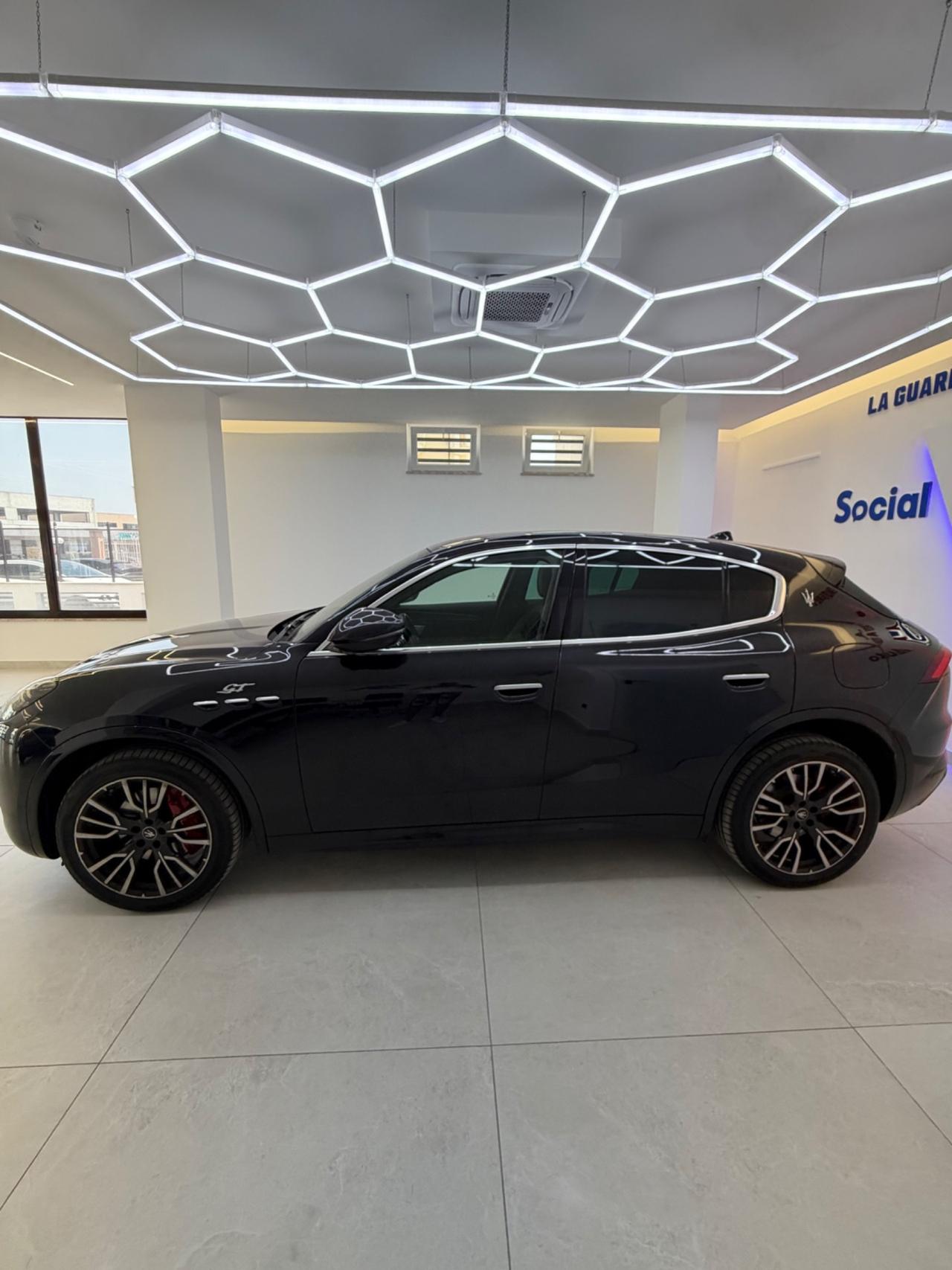 Maserati Grecale MHEV 300 CV AWD GT