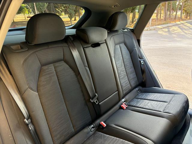 AUDI Q5 TDI 150 kW mHEV+ S tronic quattro S line edition.