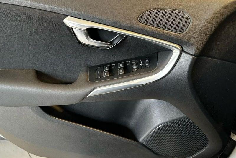 Volvo V40 D2 Geartronic Kinetic