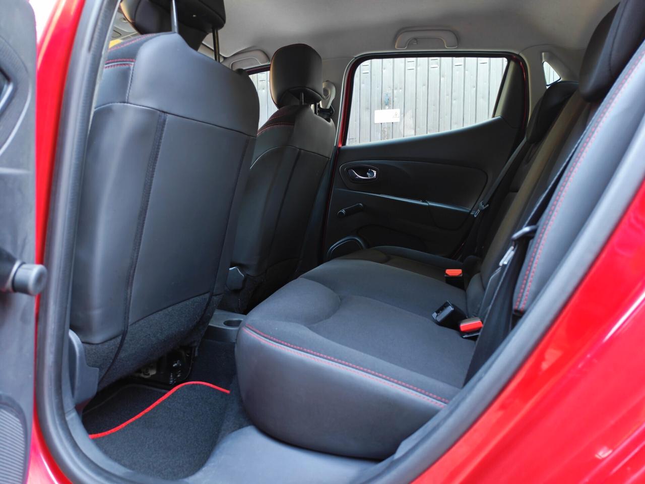 Renault Clio 1.2 BENZINA 73cv / Neopatentati