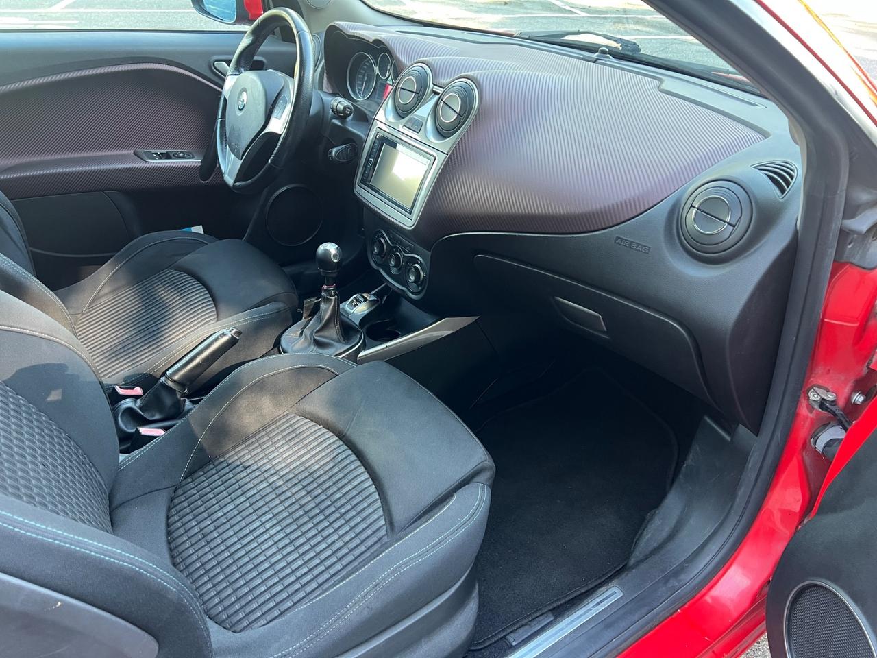 Alfa Romeo MiTo 1.4 T 155 CV Distinctive Premium Pack