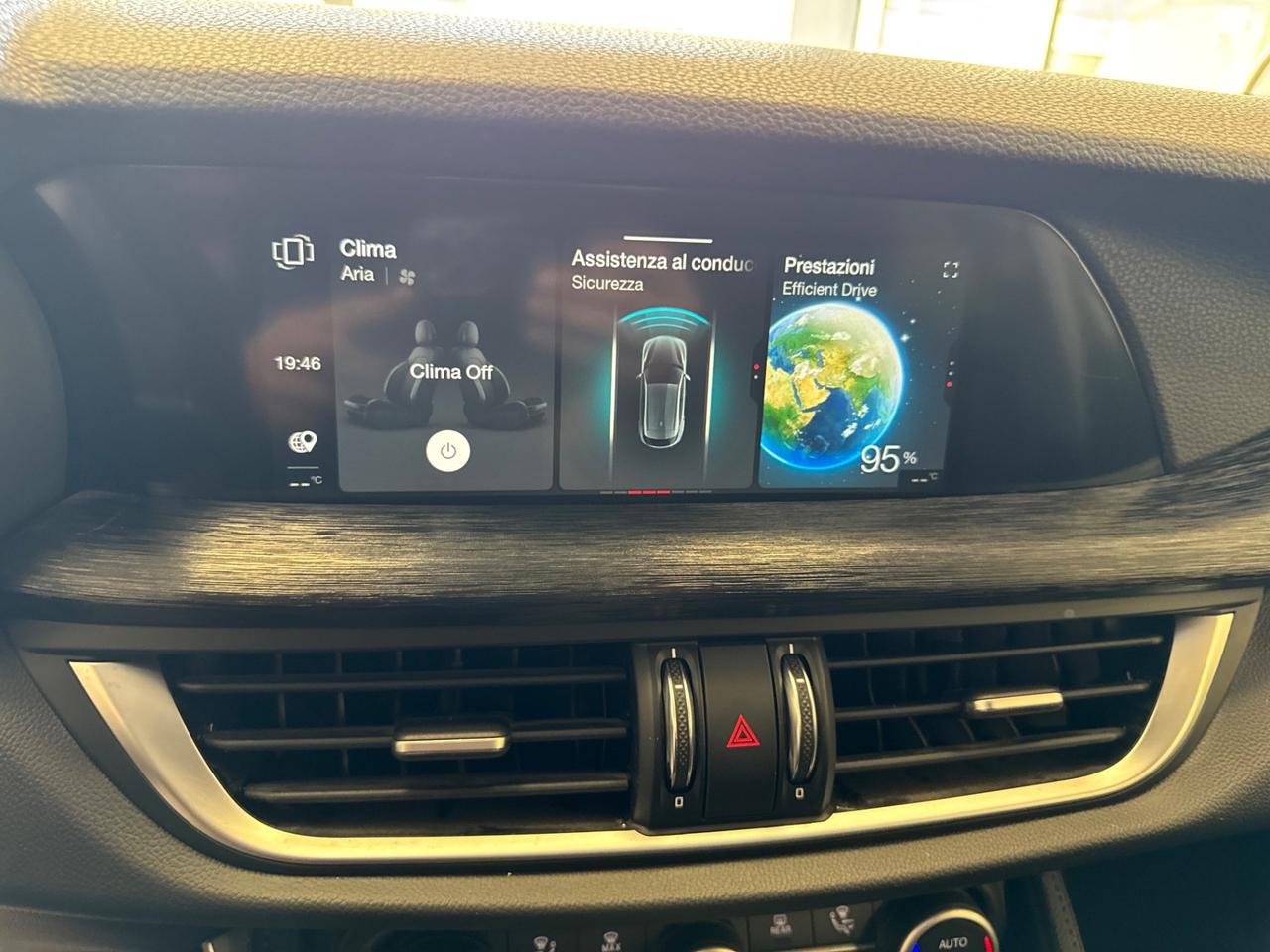 Alfa Romeo Stelvio 2.2 Turbodiesel 160 CV AT8 RWD Super