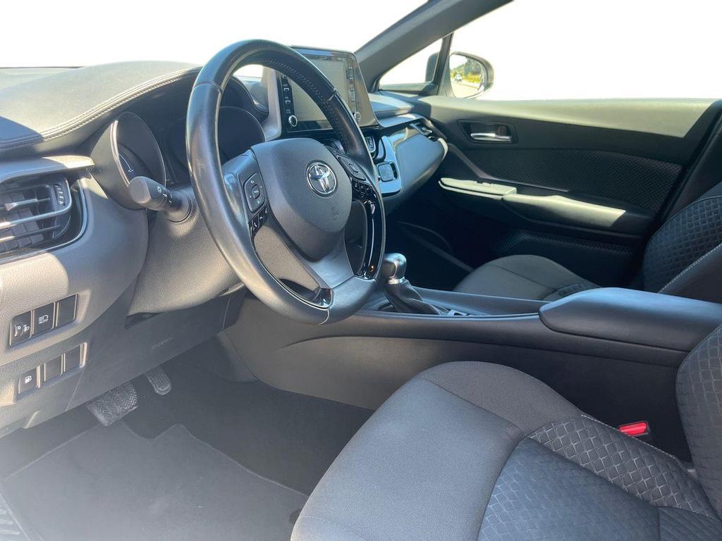 Toyota C-HR 1.8h Active e-cvt