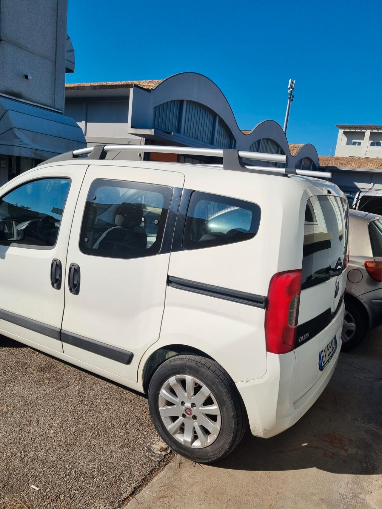 Fiat Qubo 1.4 8v natural power Dynamic 70cv E6