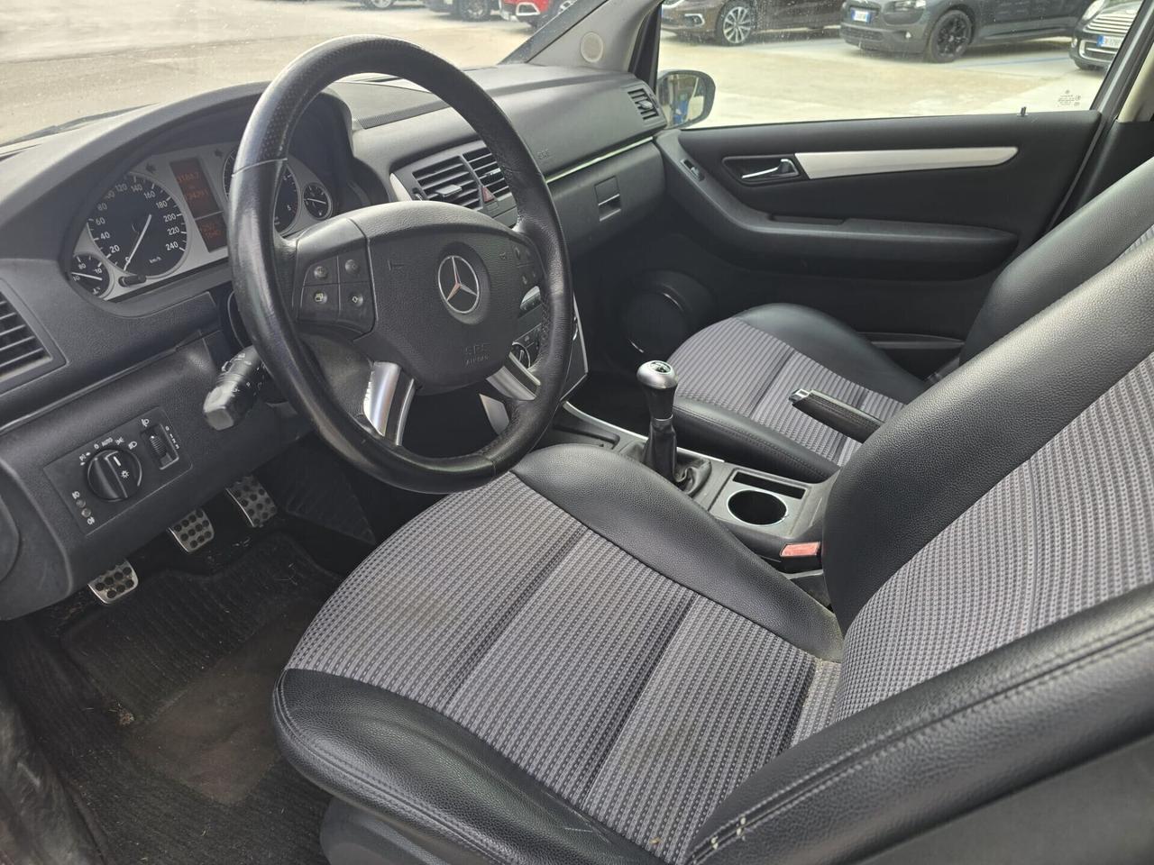 Mercedes-benz B 180 CDI