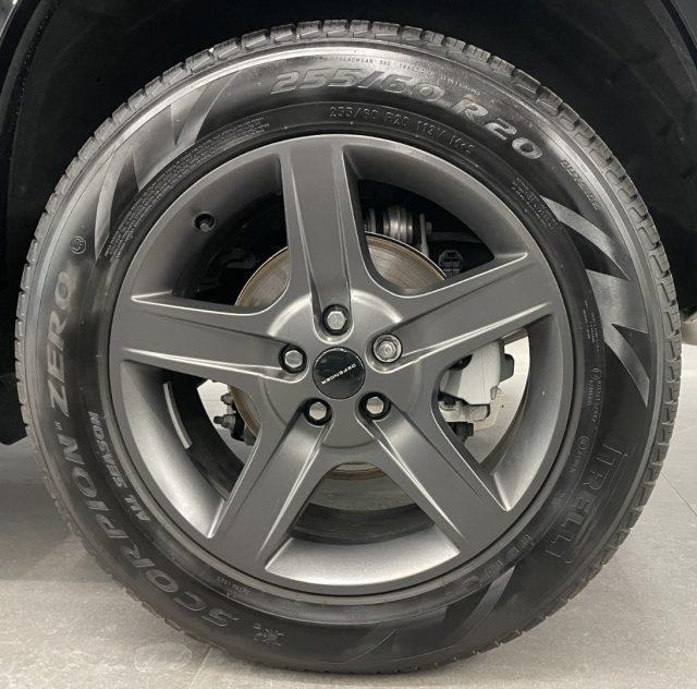 LAND ROVER Defender 110 3.0D I6 200 CV AWD Auto X-Dynamic SE KM0 MY26