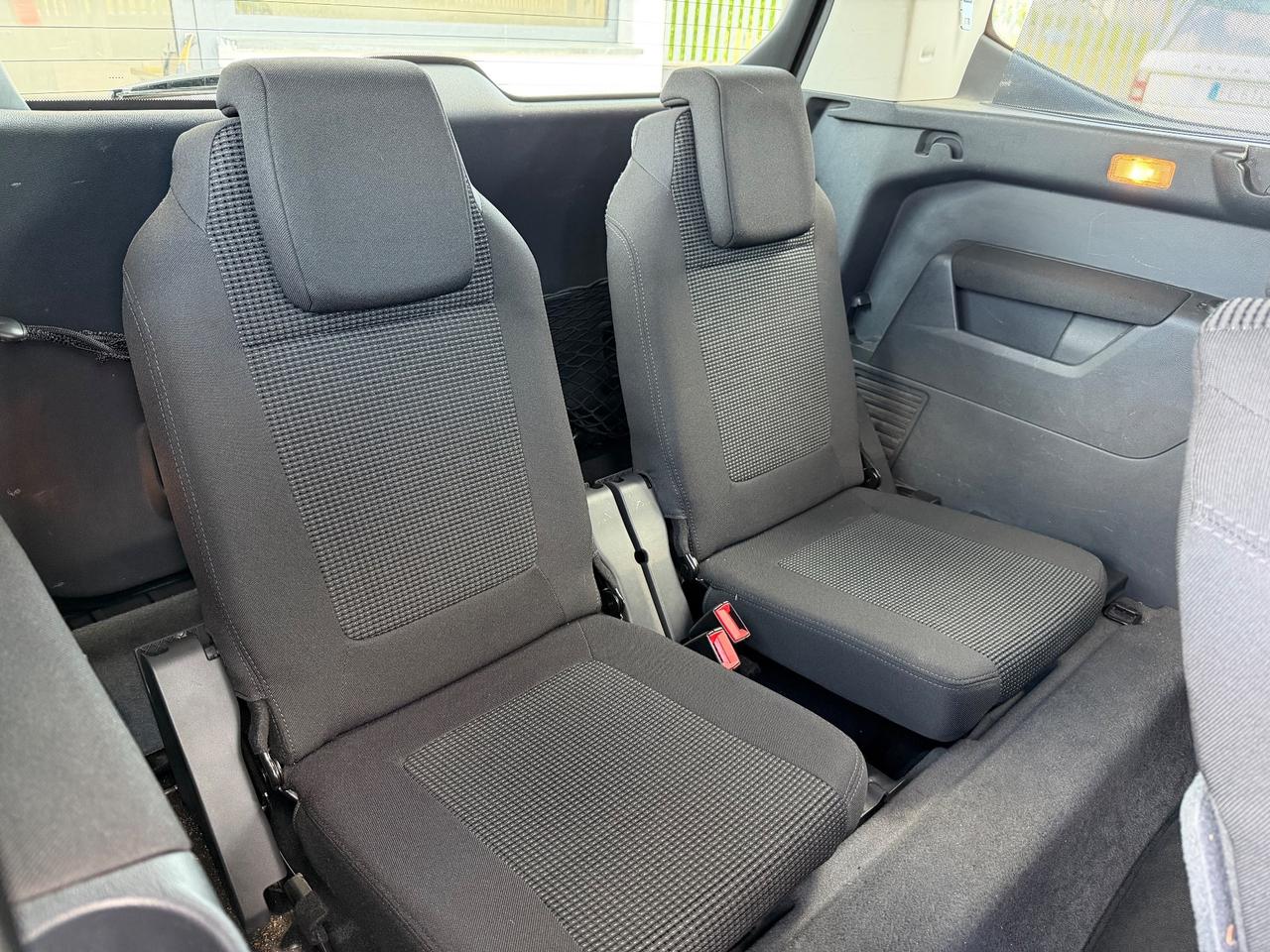 Peugeot 5008 1.6 hdi 110cv Premium Automatica 7 Posti