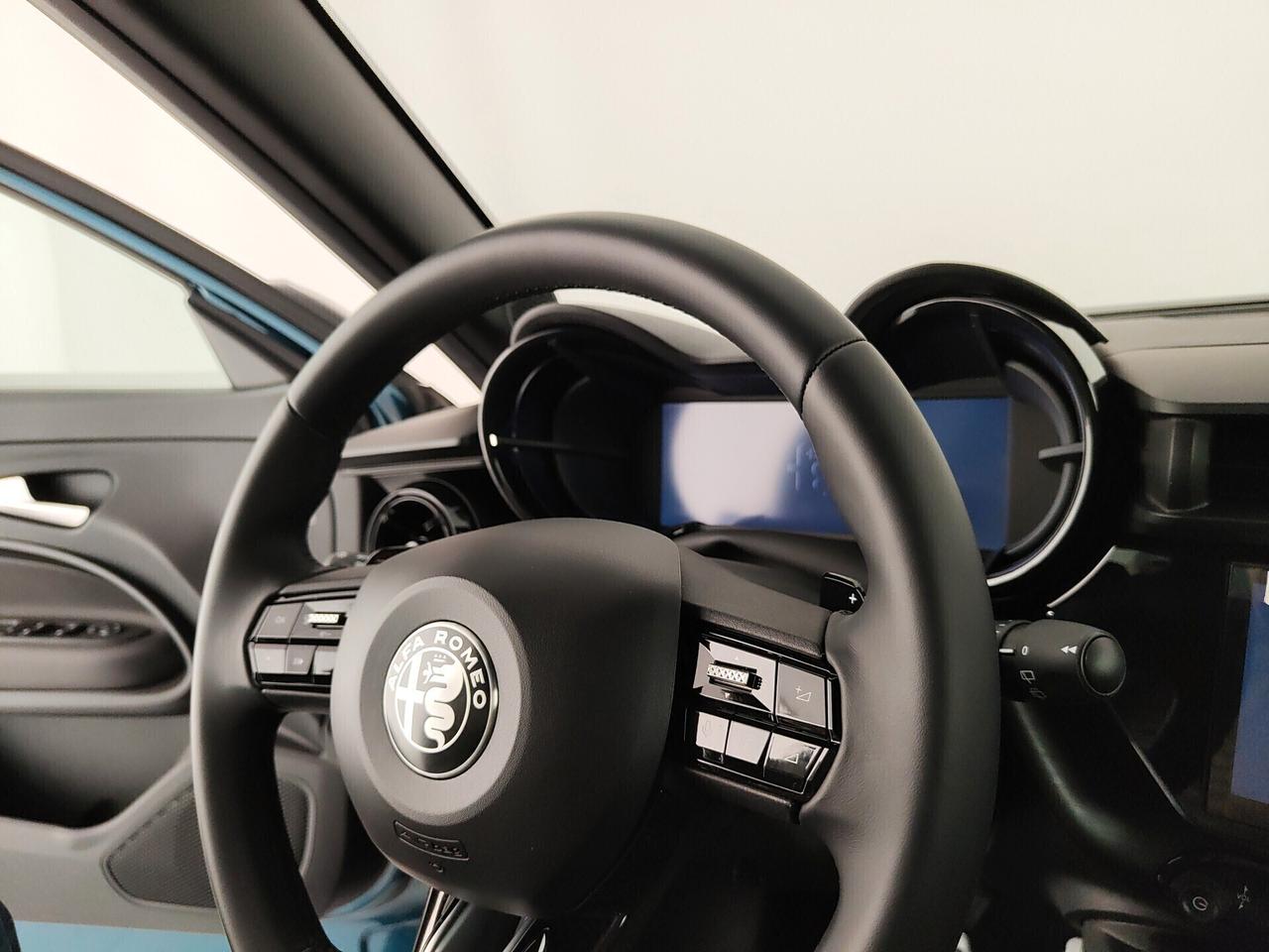 Alfa Romeo Junior 1.2 136 CV Hybrid eDCT6 Speciale