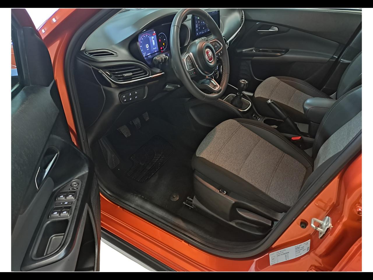 FIAT Tipo 5p 1.6 mjt Cross s&s 130cv
