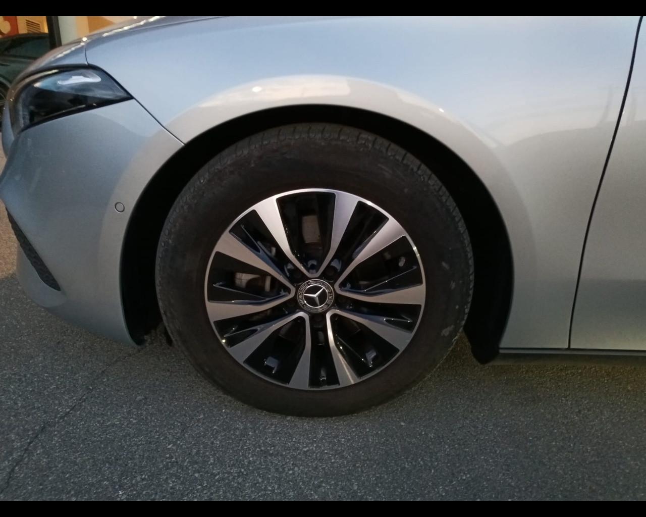 Mercedes-Benz Classe A - W177 2023 - A 180 d Advanced auto