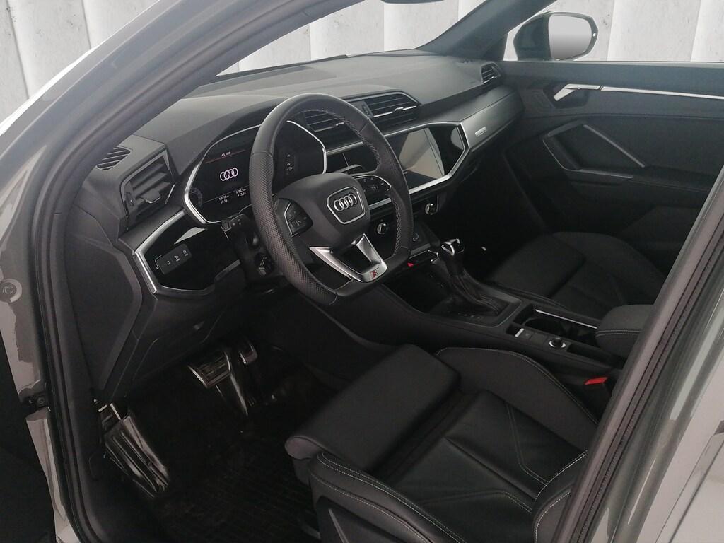 Audi Q3 40 2.0 TFSI Identity Black quattro S tronic
