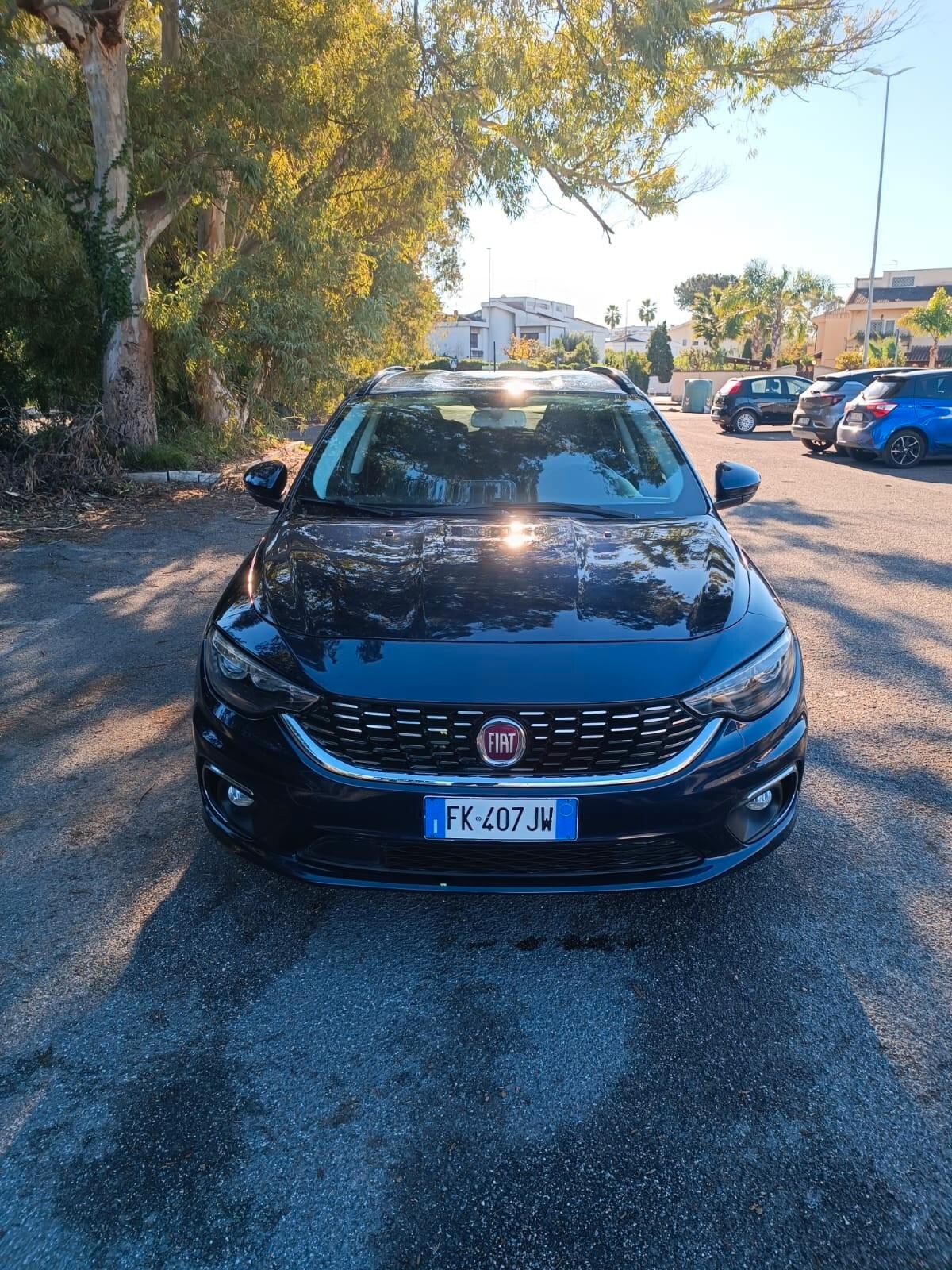 Fiat Tipo 1.6 Mjt S&S DCT SW Lounge TECH