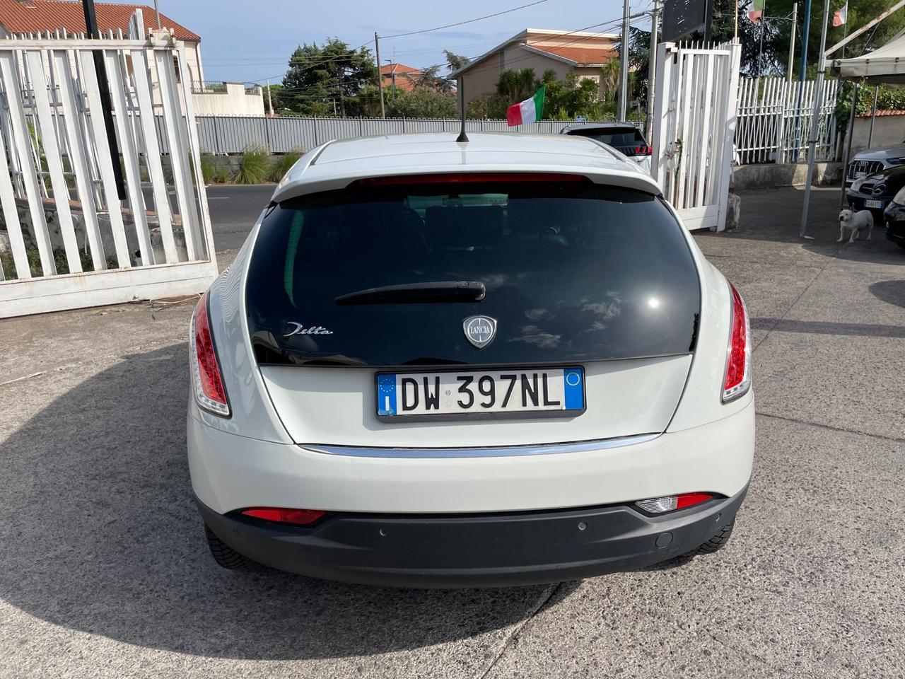 Lancia Delta 1.6 MJT DPF Platino