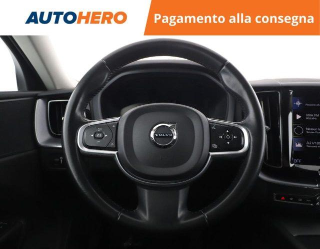 VOLVO XC60 B4 (d) AWD Geartronic Momentum