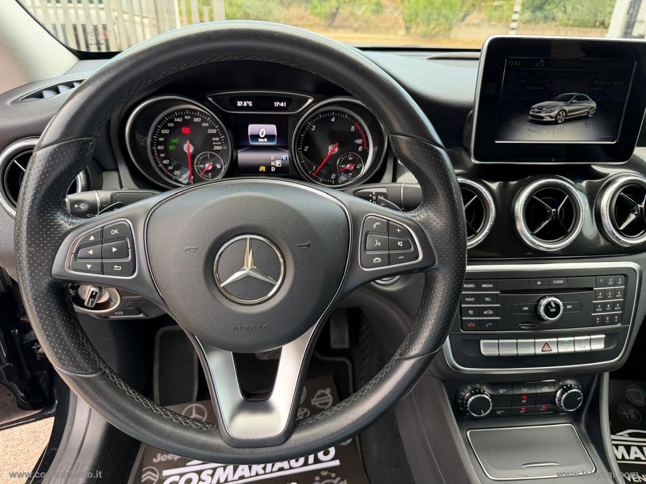 MERCEDES-BENZ CLA 200 d Automatic SPORT