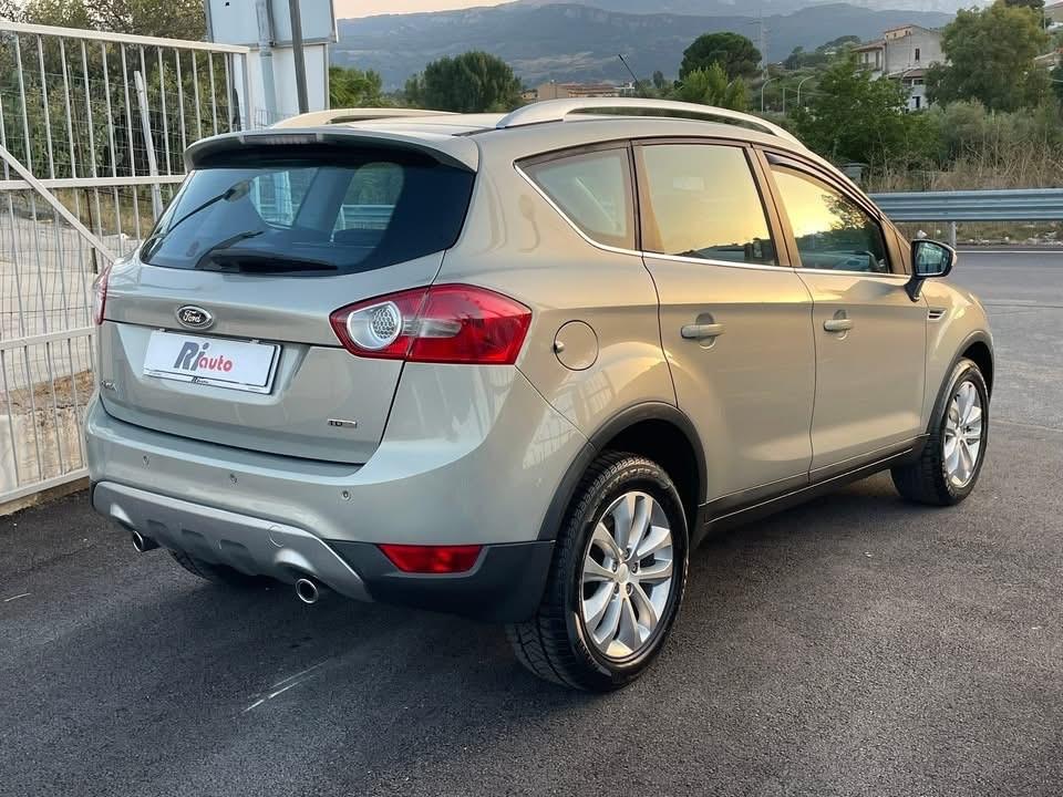 Ford Kuga 2.0 TDCi 136 CV 4WD Titanium DPF