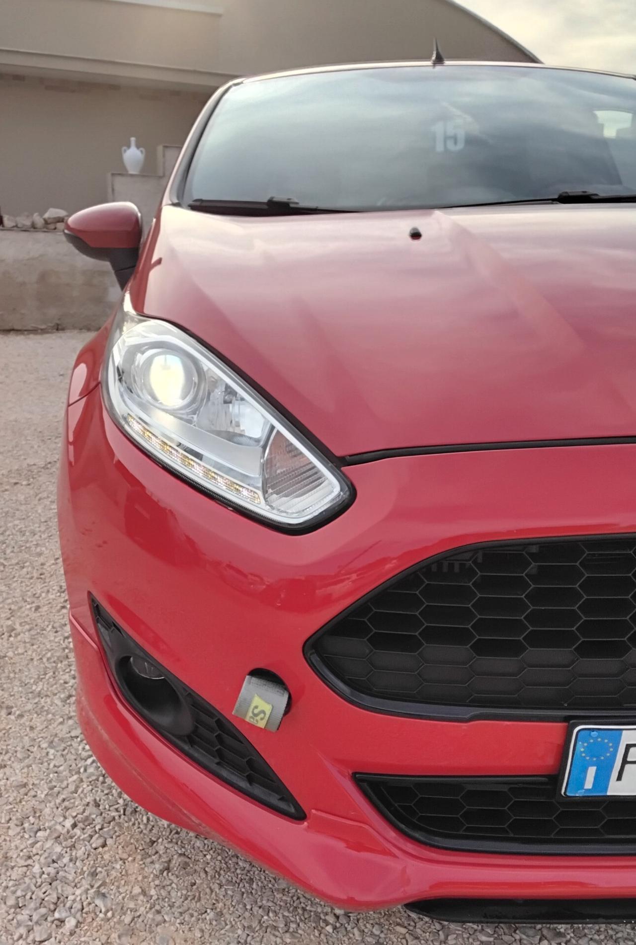 Ford Fiesta 1.5 TDCi 75CV 5 porte ST-Line