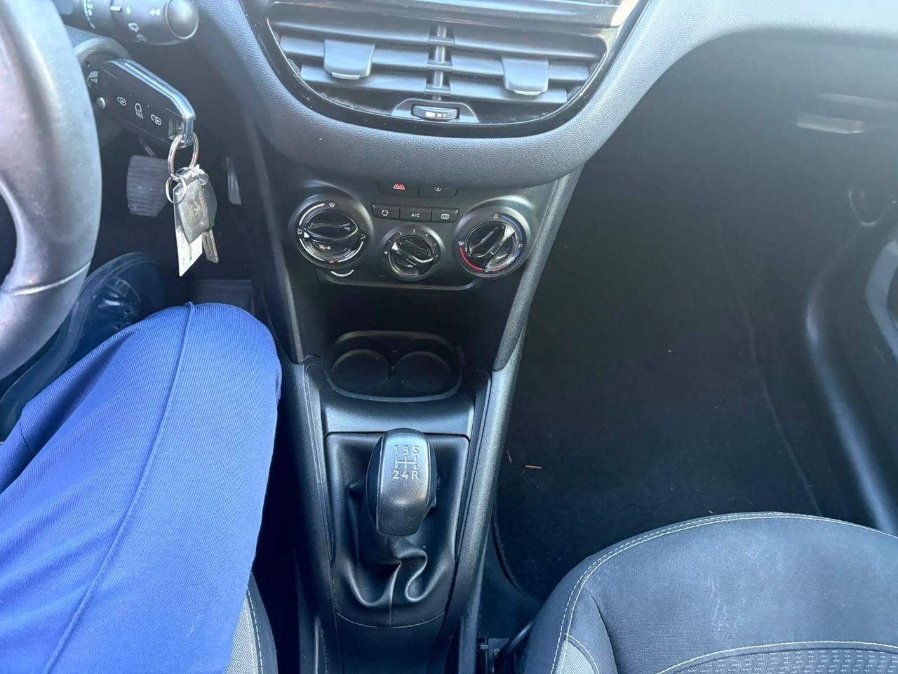 Peugeot 208 PureTech 82 5 porte Active 2017 167.000 KM