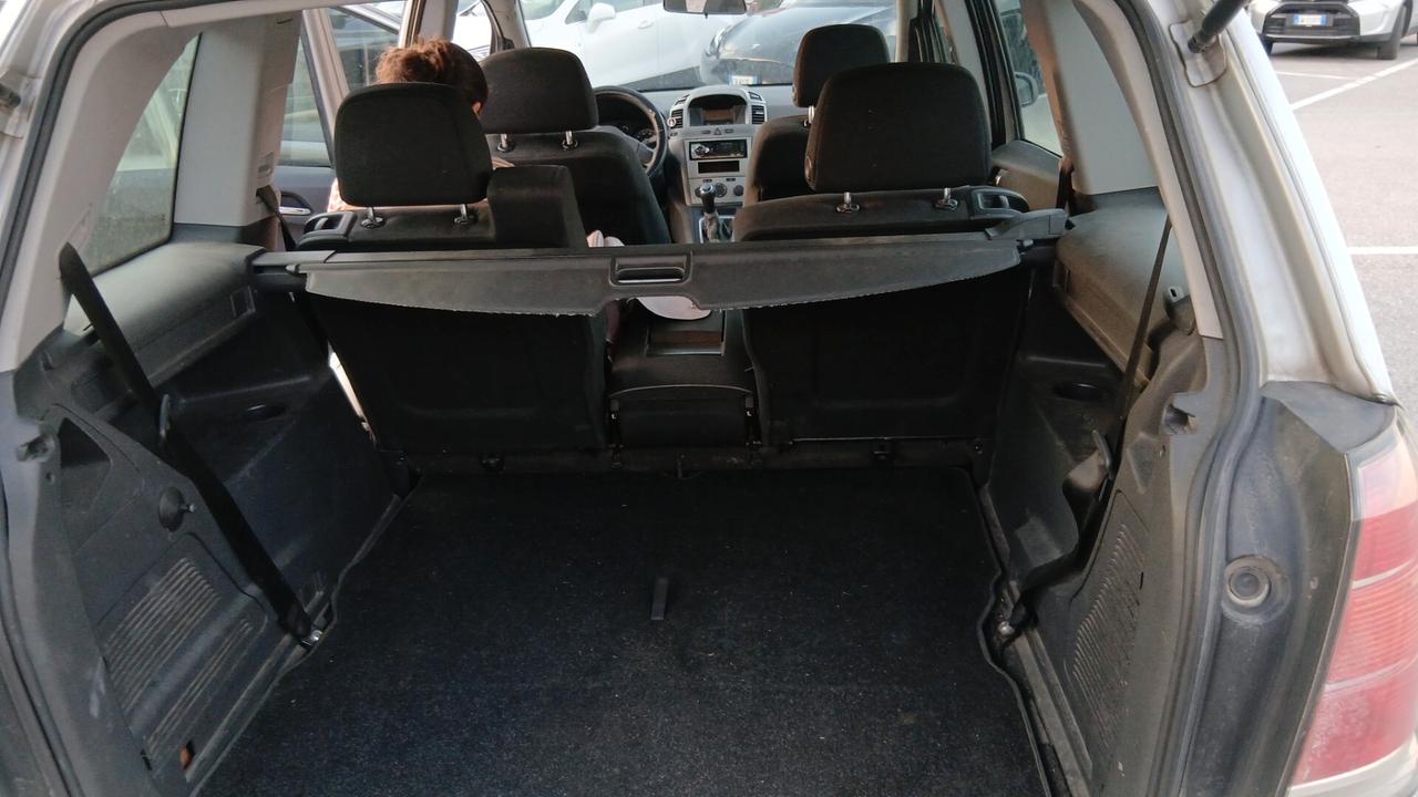 Opel Zafira 1.6 16V Twinport Cosmo