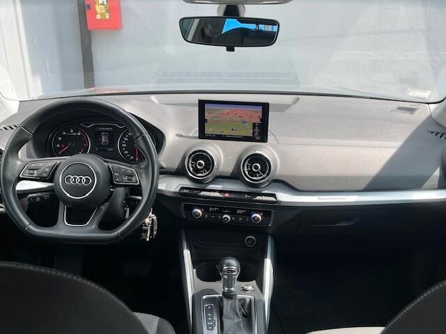 Audi Q2 35 TFSI S tronic Business Design