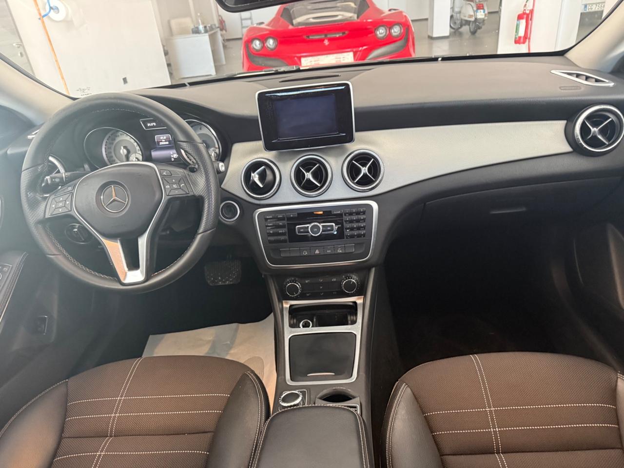 Mercedes-benz CLA 220 CDI Automatic Premium