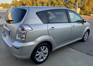 Toyota Corolla Verso 2.2 D-4D -SOLO 124.000 KM-