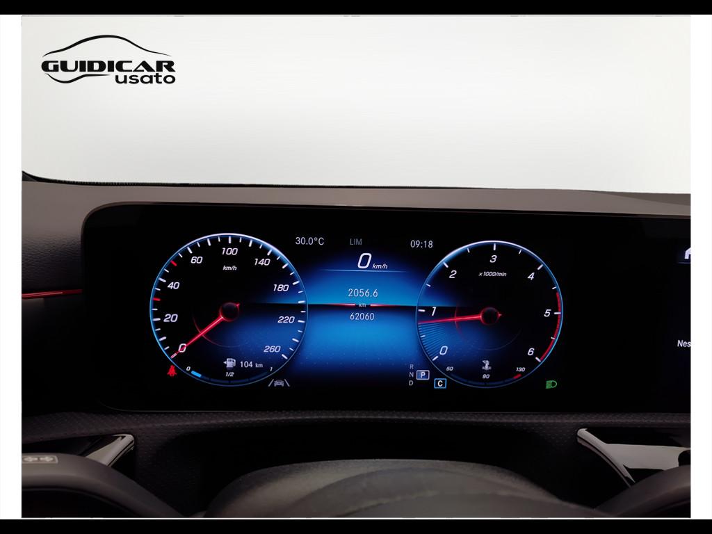 Mercedes-Benz Classe A - W177 2018 - A 200 d Premium Night edition auto
