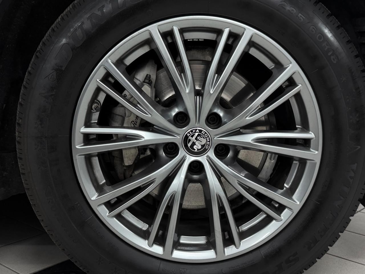 Alfa Romeo Stelvio 2.2 TD 160 CV AUTOCARRO N1 SUPER BUSINESS DISTRIBUZIONE ESEGUITA CERCHI 18" 5 POSTI IVA INCLUSA