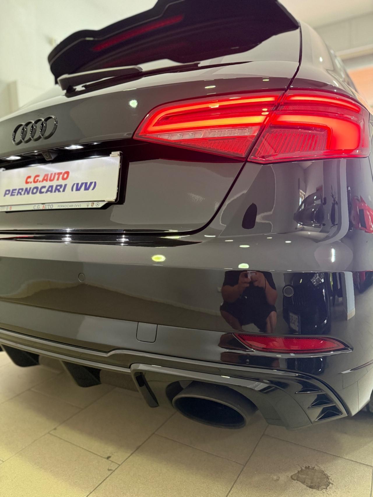 Audi A3 RS 3 SPB 2.5 TFSI quattro Total Black