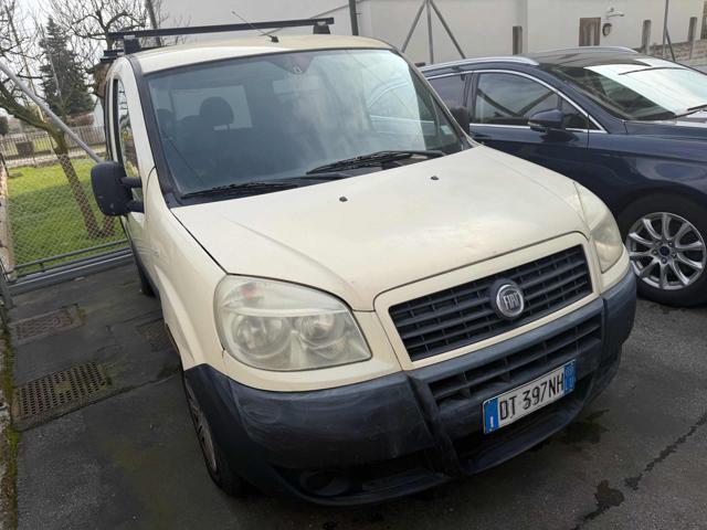 FIAT Doblo 5posti Doblò 1.6 16V Natural Power Active