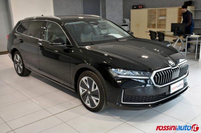 SKODA Superb 2.0 TDI 150 CV DSG STYLE + R18 + ALCANTARA LOUNGE