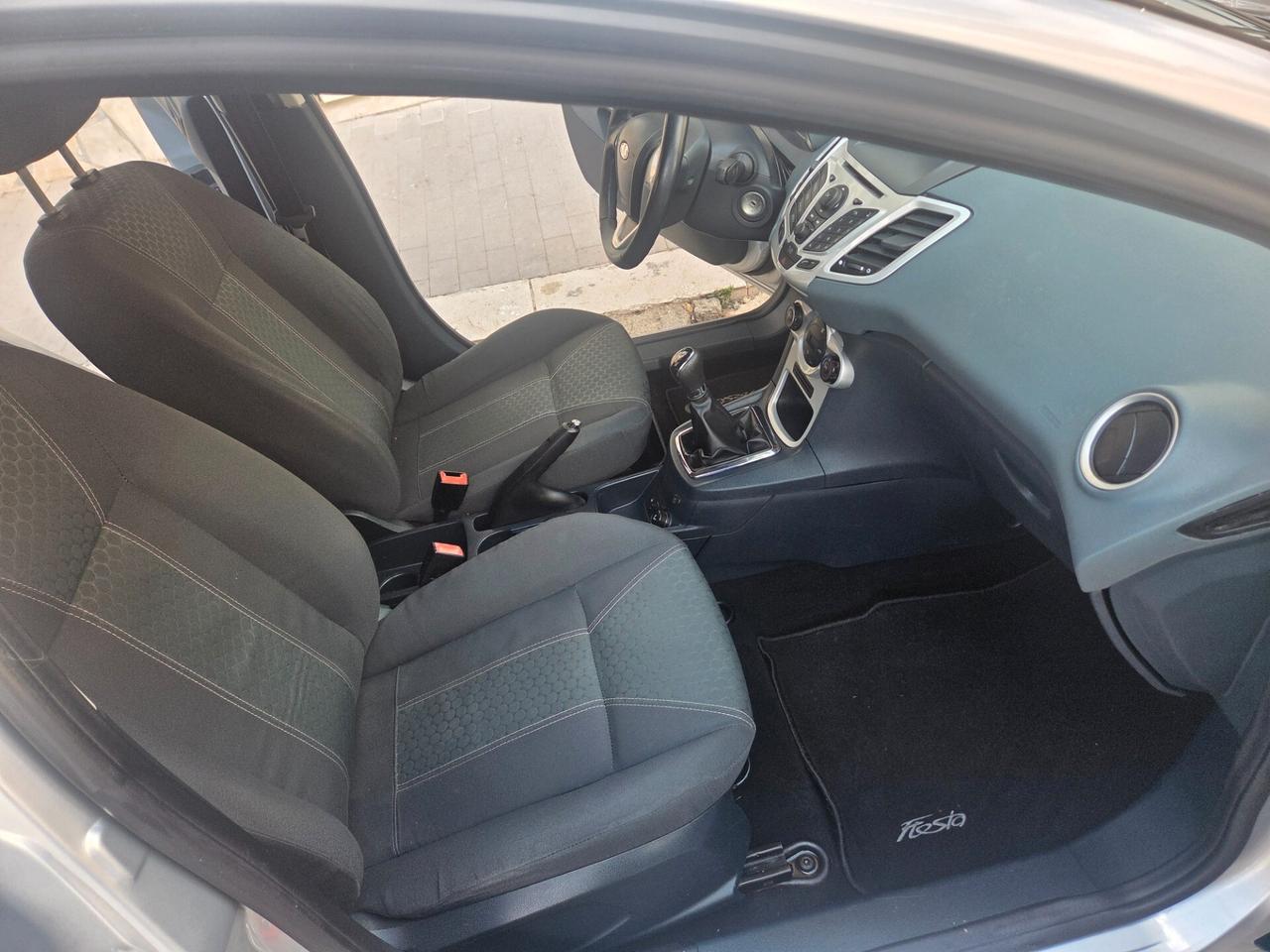 FORD FIESTA 1.4 TDCI 70 CV TITANIUM KM 140000 CERTIF