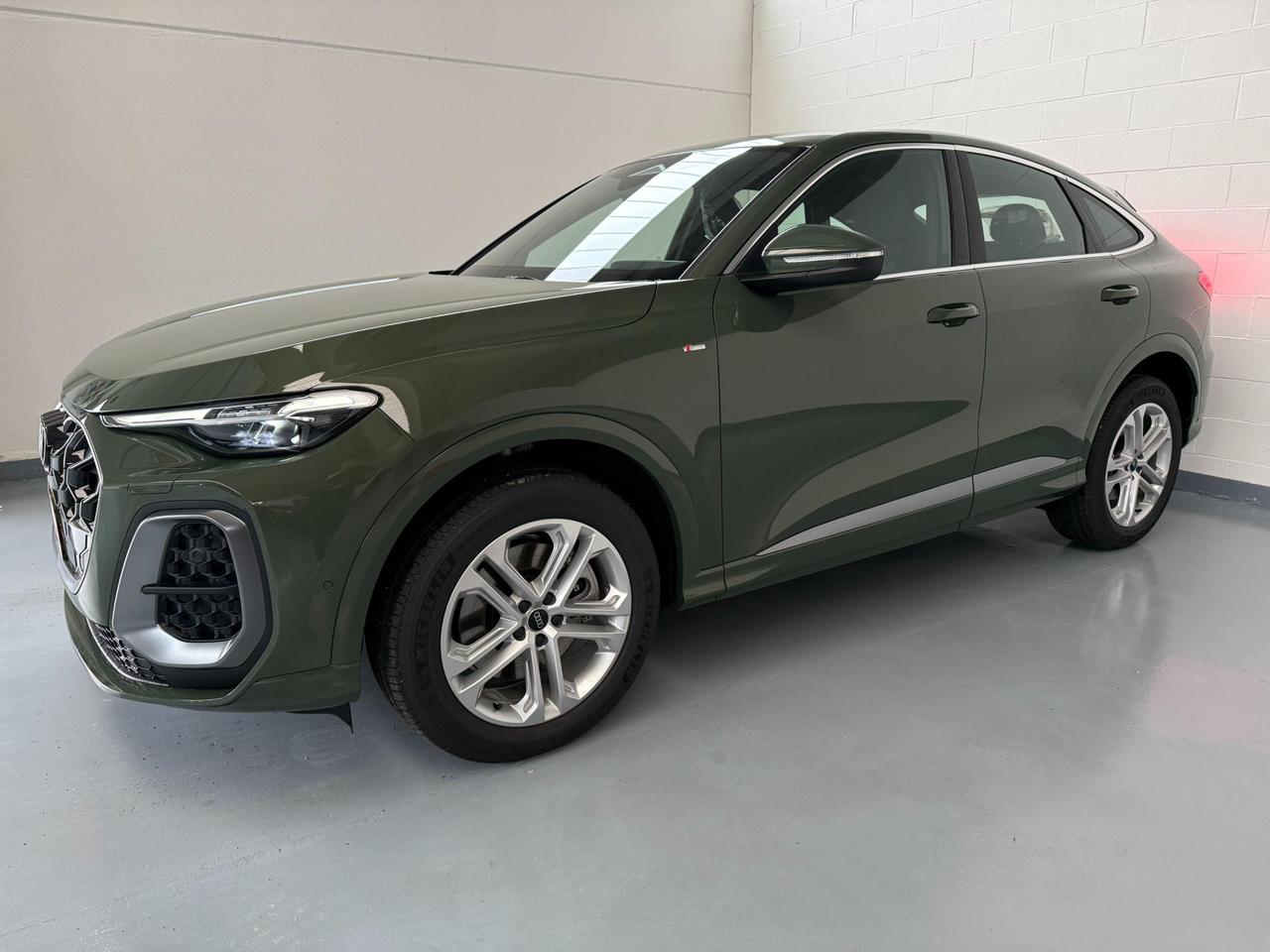 Audi Q5 SPB TDI 150 kW mHEV+ S tronic quattro S line ( € 22.000 DI SCONTO!!!!)