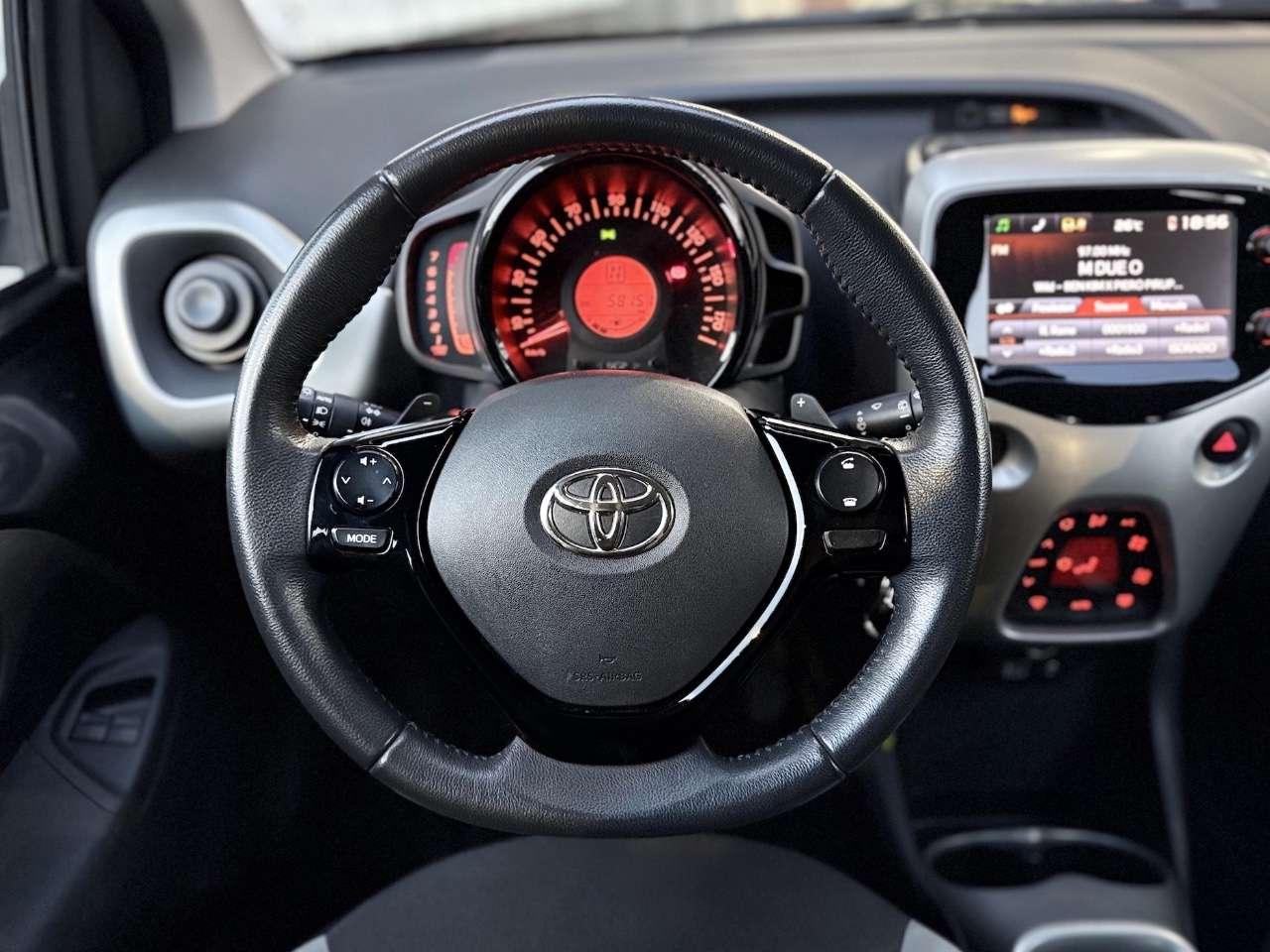 Toyota Aygo 1.0 Benzina 69CV E6 Automatico - 2014