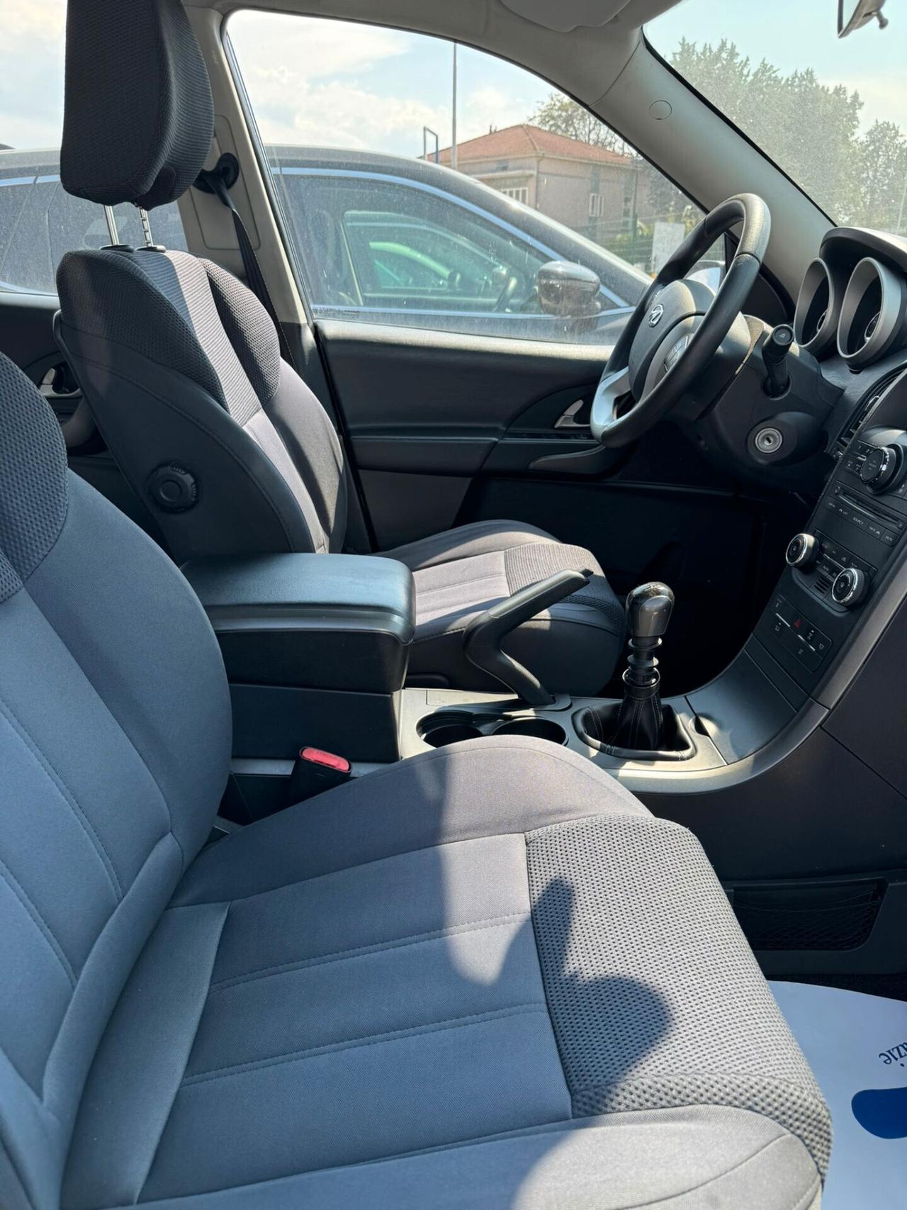 Mahindra XUV500 2.2 16V AWD W6