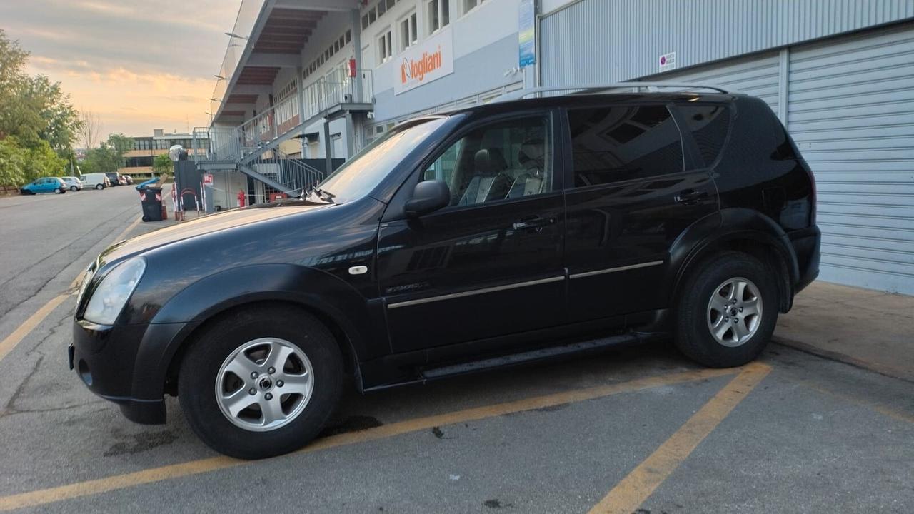 Ssangyong REXTON II 2.7 XDi TOD premium