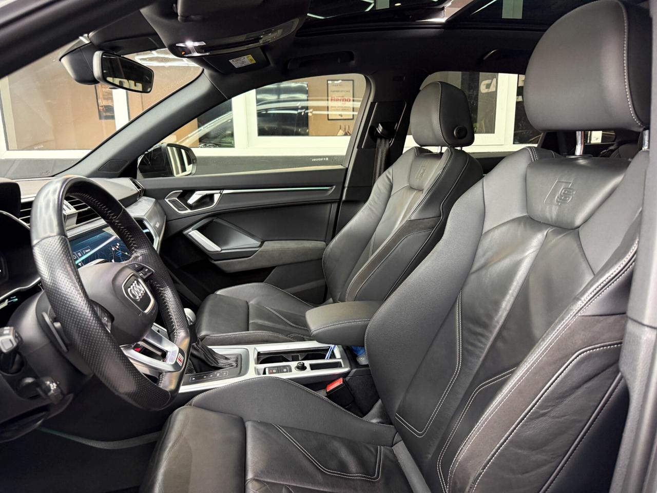 Audi Q3 2.0 TDI 150CV S LINE S-Tronic