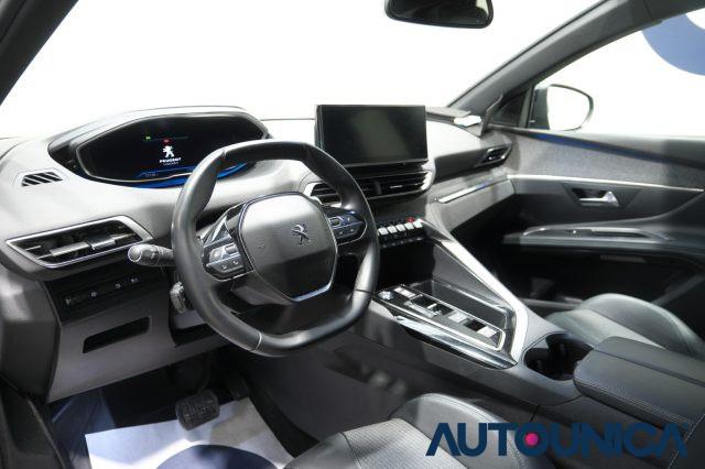 PEUGEOT 3008 HYBRID4 300 E-EAT8 ALLURE PACK
