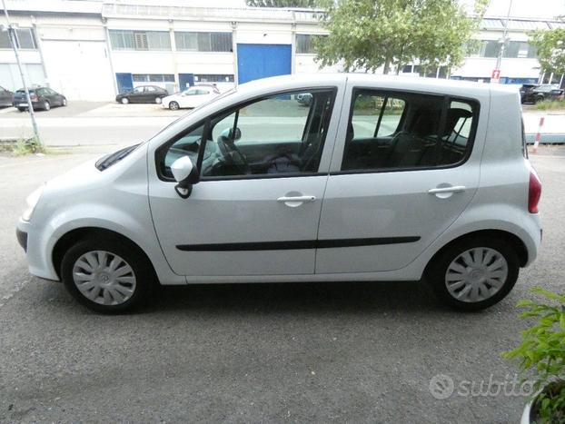 RENAULT Modus 1.2 16V Wave
