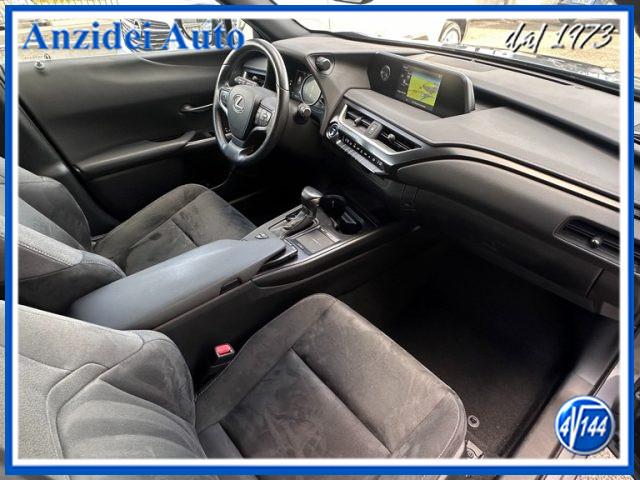 LEXUS UX 250h Hybrid Business