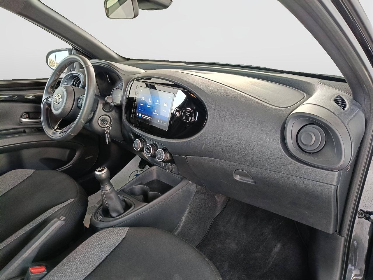 TOYOTA Aygo X - Aygo X 1.0 Active 72cv