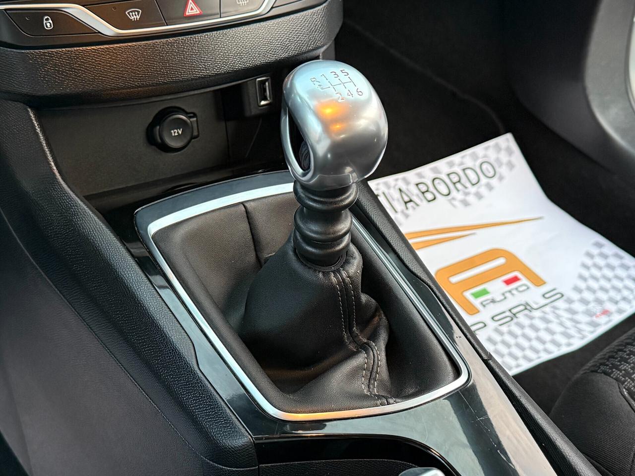 Peugeot 308 1.5 BlueHDi 100 SW NAVI CARPLAY – 2019