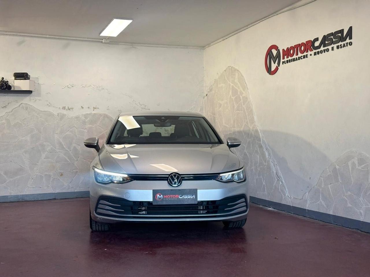 Volkswagen Golf 1.0 eTSI EVO DSG Life AUTOMATICA