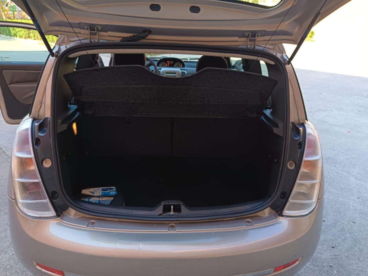 Lancia Ypsilon 1.2 benz 100.000km NEOPATENT