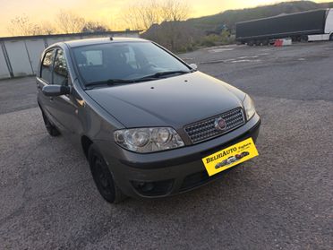 Fiat Punto 2006---1.2 Benzina Neopatentati