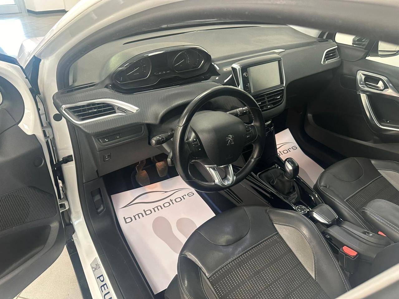Peugeot 2008 PureTech Turbo 110 S&S Allure