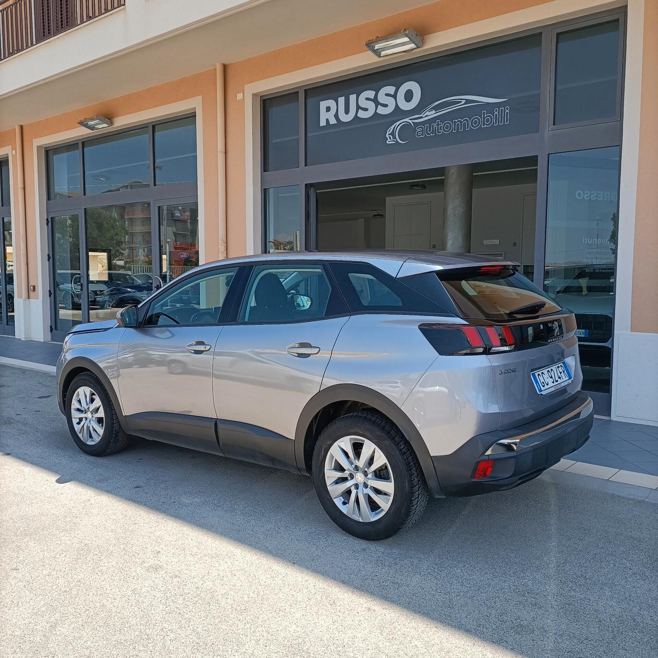 Peugeot 3008 BlueHDi 130 S&S EAT8 Business