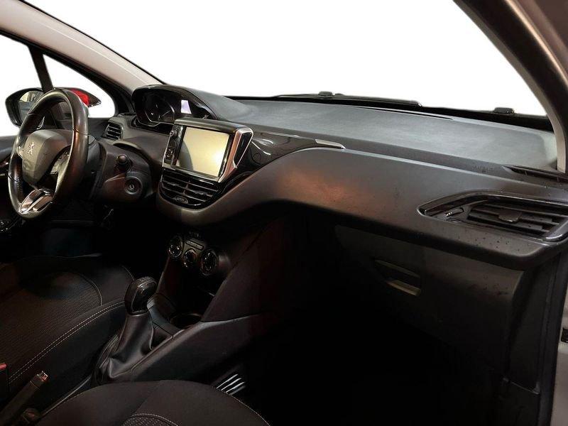 Peugeot 208 I 2015 5p 1.2 puretech Active gpl 82cv