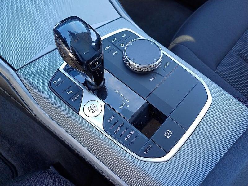 BMW Serie 3 318d Touring Business Advantage auto